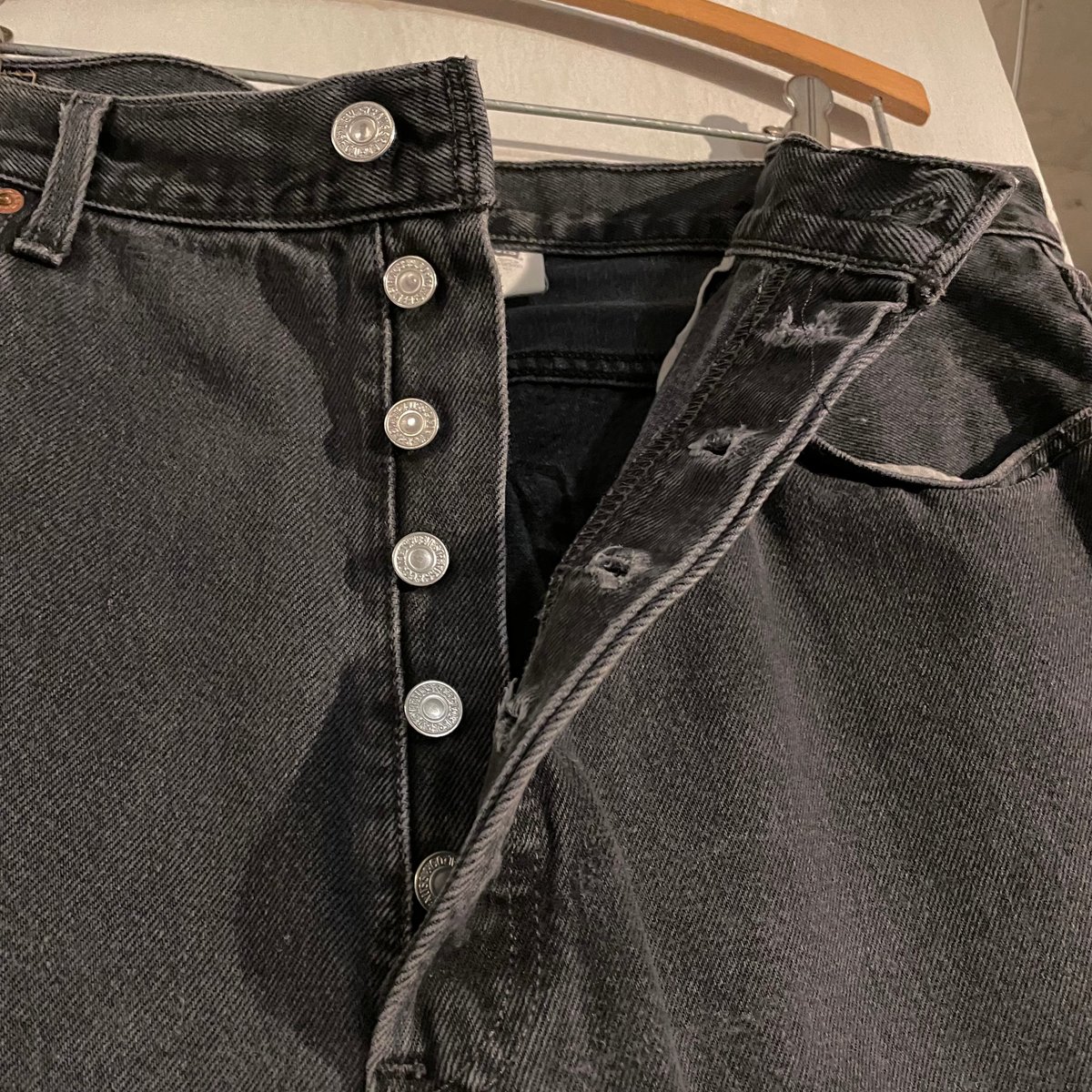 00s Levi's 501 後染め ブラックデニムパンツ 36×29 2001年 (S448 00s Levi's 501 後染め ブラックデニムパンツ 36×29 2001年 (S448