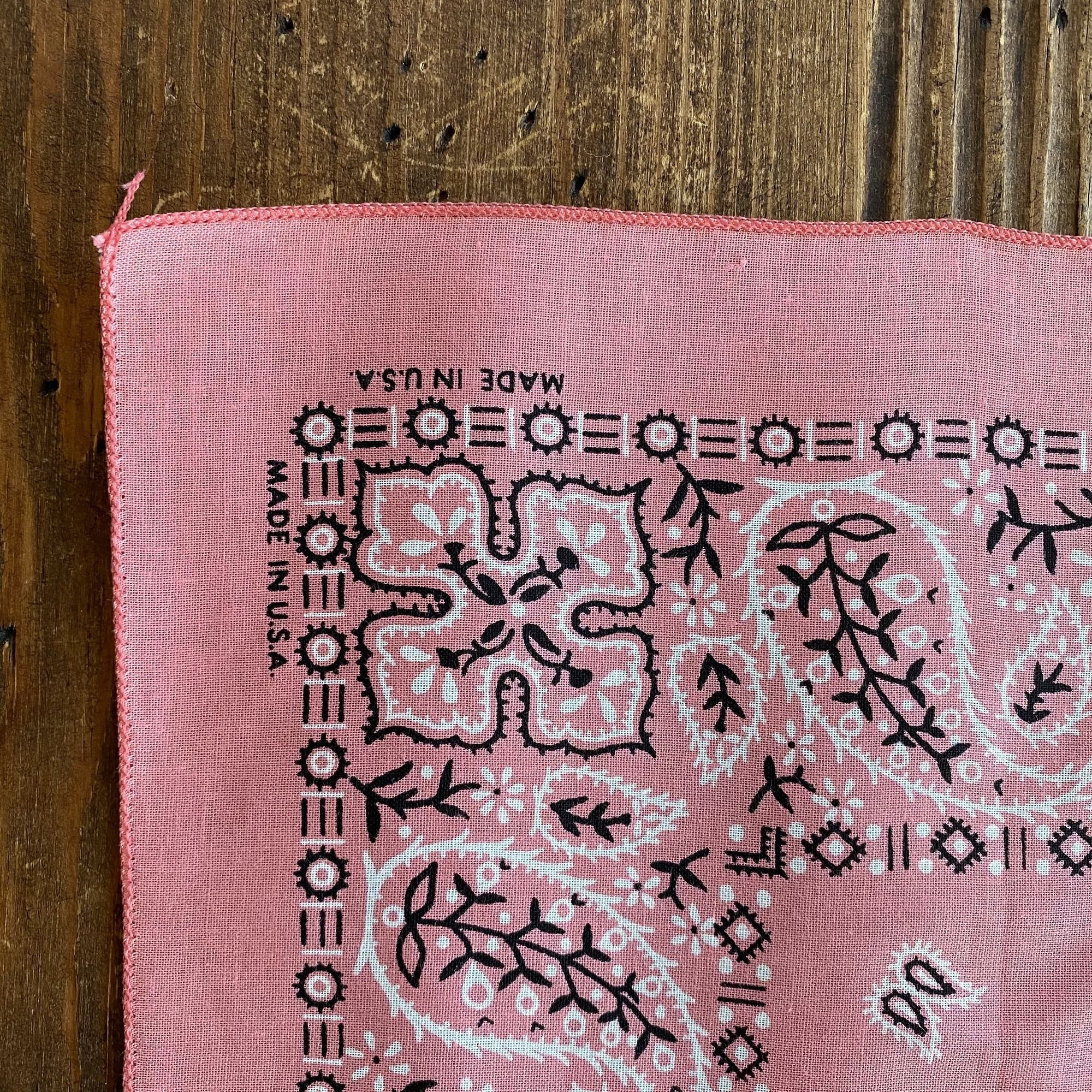 Bandana DEAD STOCK ヴィンテージバンダナ USA製 80s- サーモンピンク