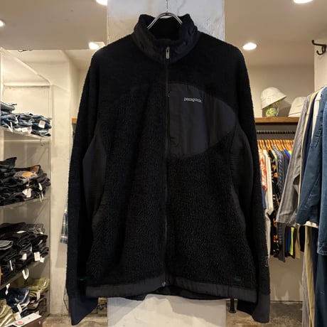 r2 | STORES