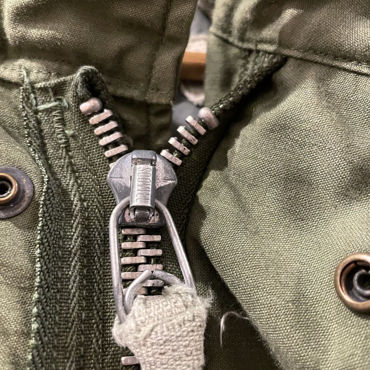 60s usarmy アメリカ軍 M65 2nd アルミジップ 古着 60s 米軍 US ARMY M-65 2nd 「グレーライナー」 アルミ