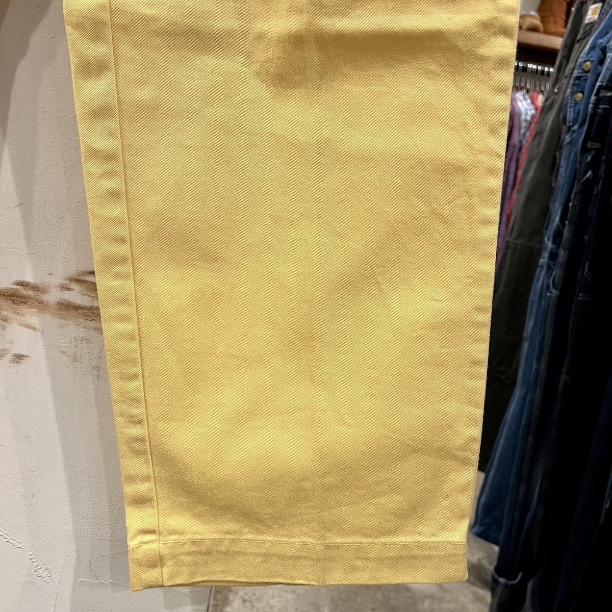 Polo by Ralph Lauren チノパン タック入り ポロチノ イエロー Polo by Ralph Lauren チノパン タック入り ポロチノ イエロー
