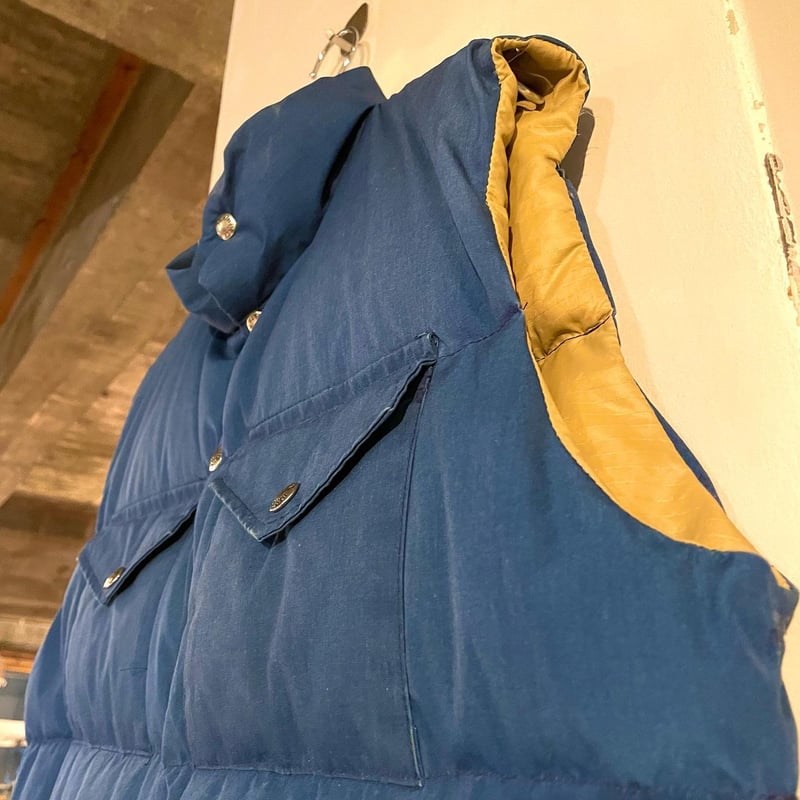 70s〜 THE NORTH FACE ダウンベスト 茶タグ USA製 ザノース 70s〜 THE NORTH FACE ダウンベスト 茶タグ USA製 ザノース