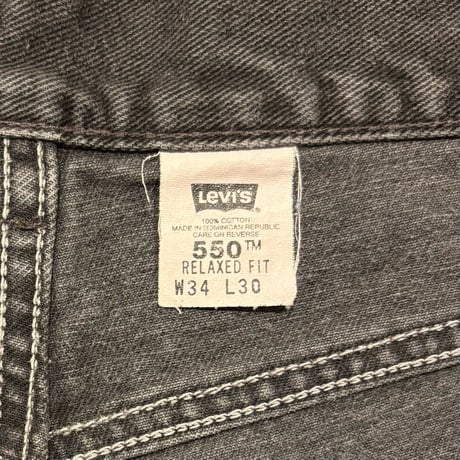 00s　Levi's 550 0260　Relaxed Fit　リーバイス　ブラックデニムパンツ　32×28　2001年　(S4518)