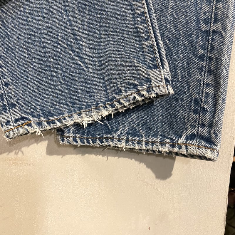 80s Levi's 501 デニムパンツ 31×31½ 黒カン 内股シングル 裾 80s Levi's 501 デニムパンツ 31×31½ 黒カン 内股シングル 裾