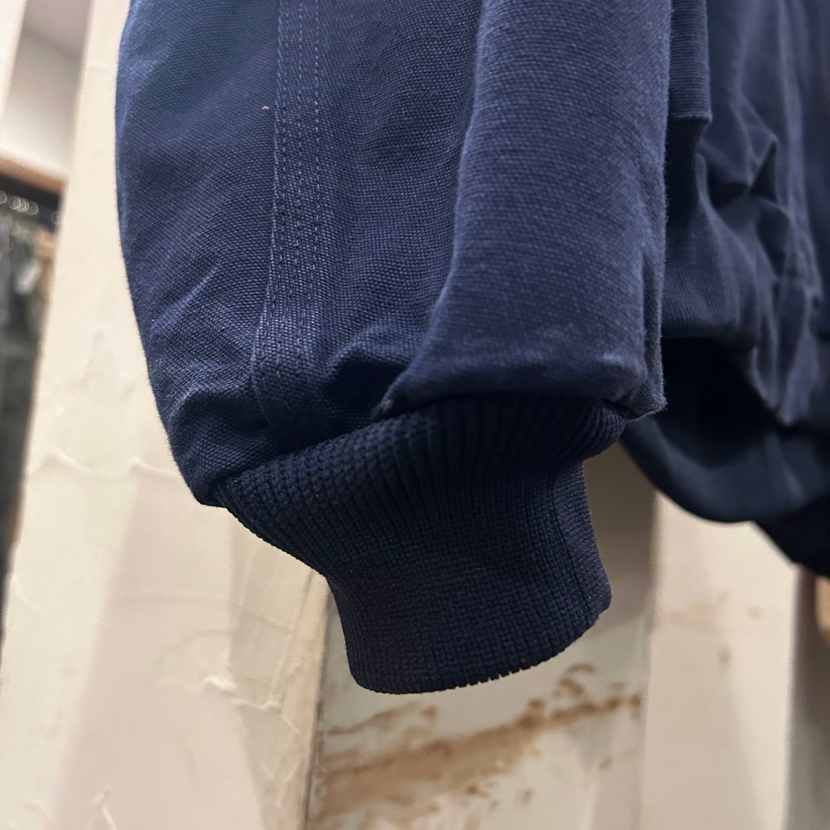 carhartt ダック地 アクティブジャケット カーハート ネイビー carhartt ダック地 アクティブジャケット カーハート ネイビー