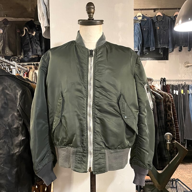 90s ALPHA MA-1 フライトジャケット 民間 ミリタリージャケット 90s ALPHA MA-1 フライトジャケット 民間 ミリタリージャケット