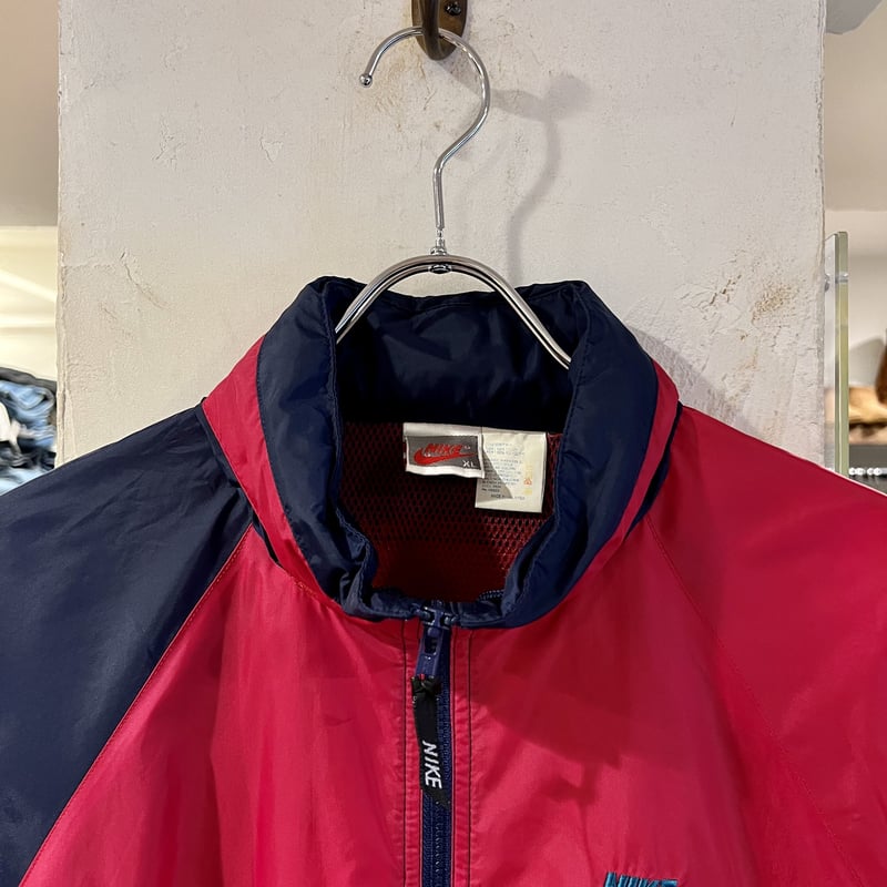 NIKE ナイロンジャケット シャカシャカ ナイキ 切り替えデザイン