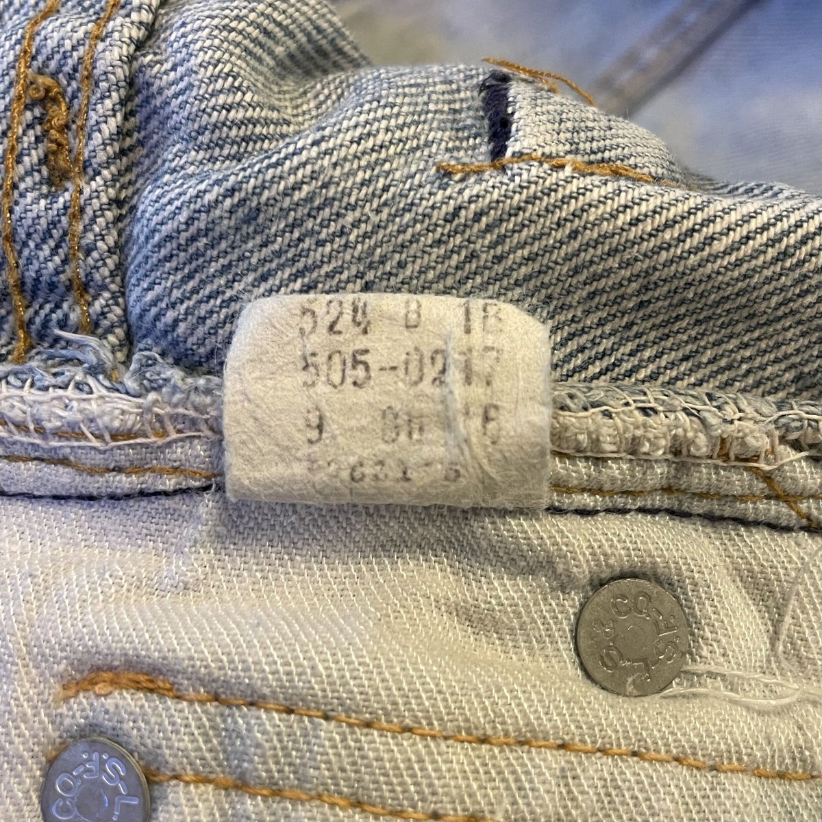 80s Levi's 505 0217 デニムパンツ 33×31 黒カン 内股シングル 80s Levi's 505 0217 デニムパンツ 33×31 黒カン 内股シングル