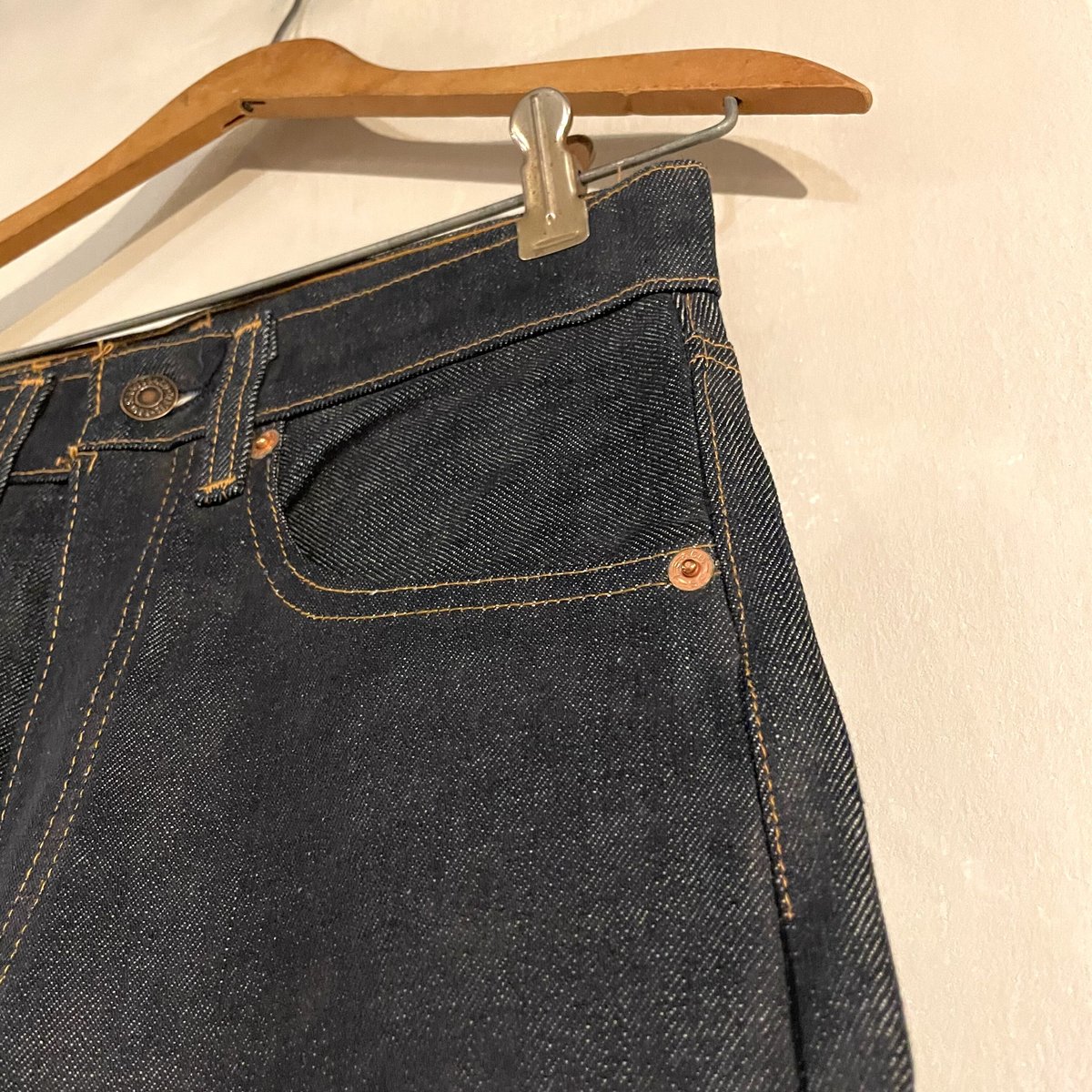 80s Levi's 505-0217 DEAD STOCK 27×30 USA製 黒カン 内 80s Levi's 505-0217 DEAD STOCK 27×30 USA製 黒カン 内