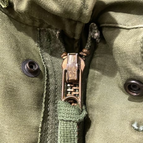 70s　US MILITARY　M-65 Field Jacket　3rdタイプ　ブラスジップ　フィールドジャケット　1972年　ミリタリージャケット　(S1736)