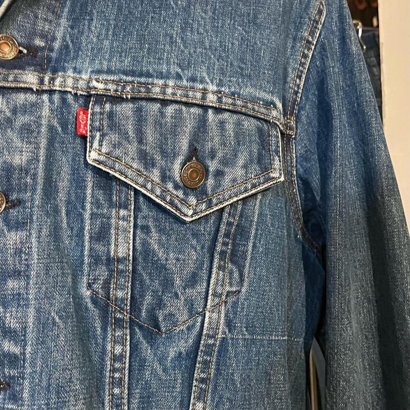 70s Levi's 70505-0217 デニムジャケット ケアタグ スモールe 70s Levi's 70505-0217 デニムジャケット ケアタグ スモールe