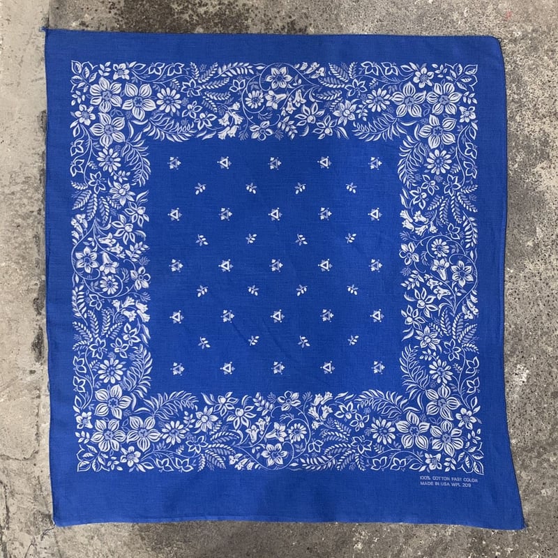 Bandana ヴィンテージバンダナ コバルトブルー USA製 フラワー