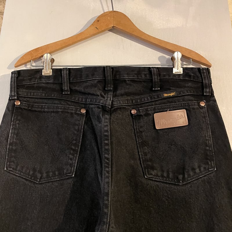 Wrangler 13MWZWK ブラックデニムパンツ 32×31½ ラングラー (S2420