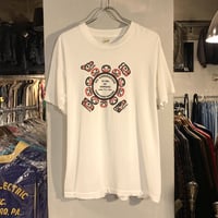 90s　SCREEN STARS　ショートスリーブTシャツ　TSIMPSHEAN DANCERS　ネイティブアメリカン　©︎1997　半袖T　(S2344)