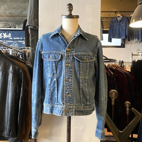 lee101j | STORES lee101j | STORES