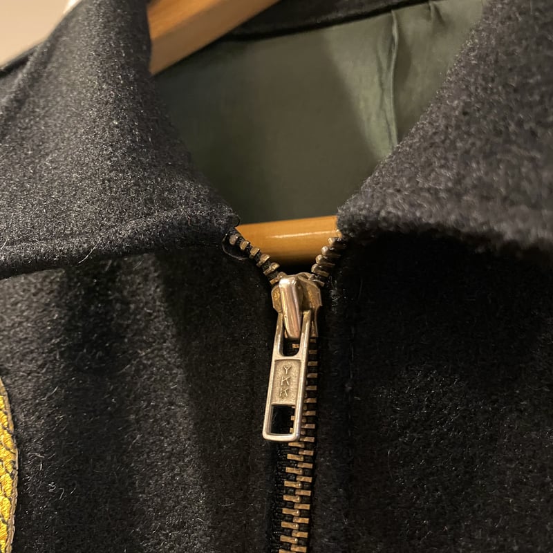 US NAVY 90s ツアージャケット USN ポパイ スカルパッチ 刺繍 US NAVY 90s ツアージャケット USN ポパイ スカルパッチ 刺繍