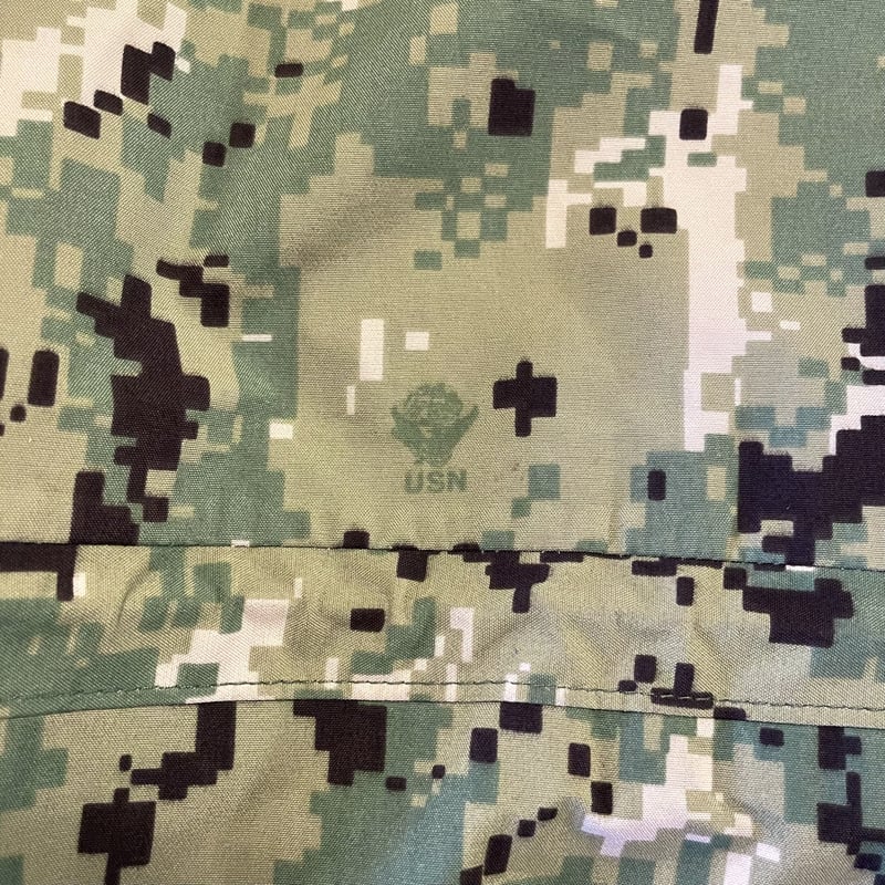 US NAVY GORE-TEX パーカー デジカモ ゴアテックスパーカー (S3495) |