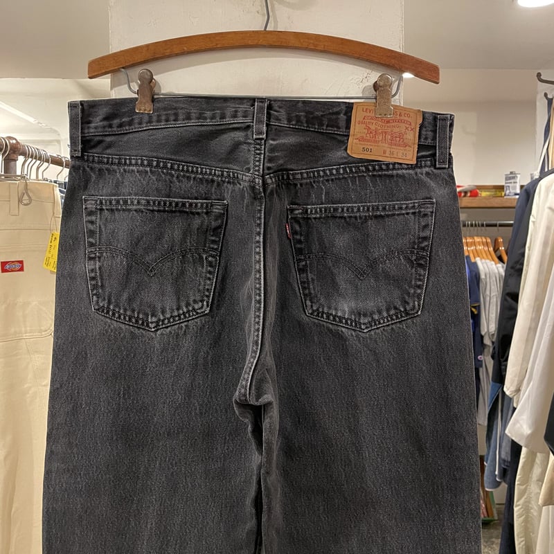 米国製 Levi´s 501 ブラックデニムパンツ ボタン裏553 後染め-