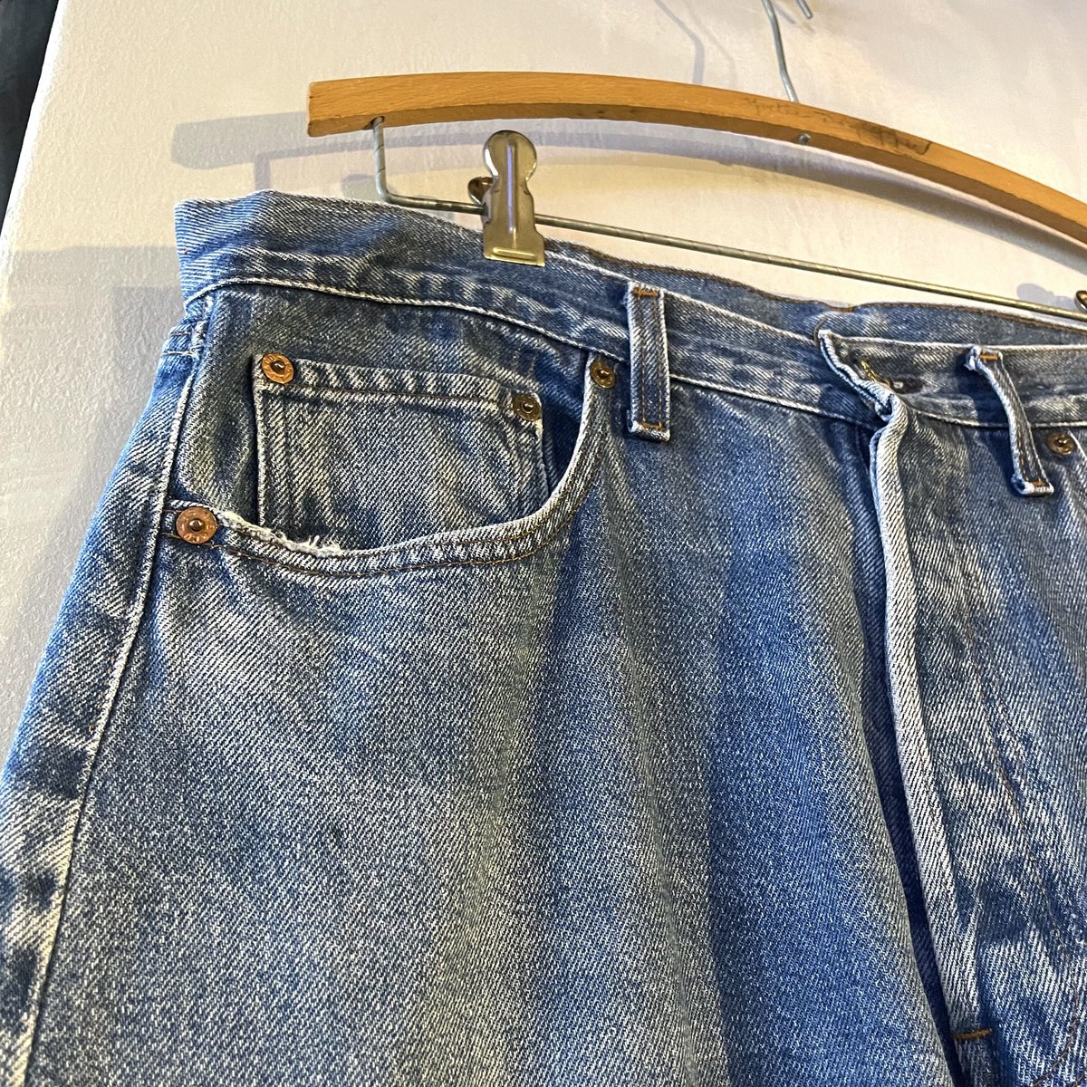 80s Levi's 501 35×33 赤耳 ボタン裏555 ヴィンテージデニム USA製 80s Levi's 501 35×33 赤耳 ボタン裏555 ヴィンテージデニム USA製