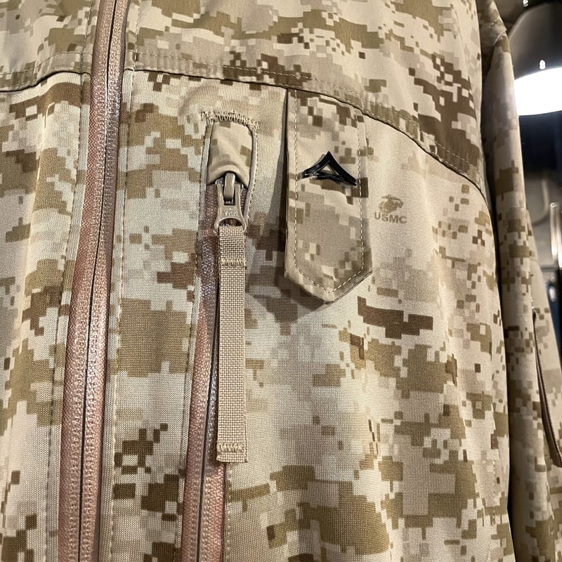未使用品　米軍　実物　COMBAT DESERT JACKET MEDIUM 美品 米軍 実物 COMBAT DESERT JACKET MEDIUM - メルカリ