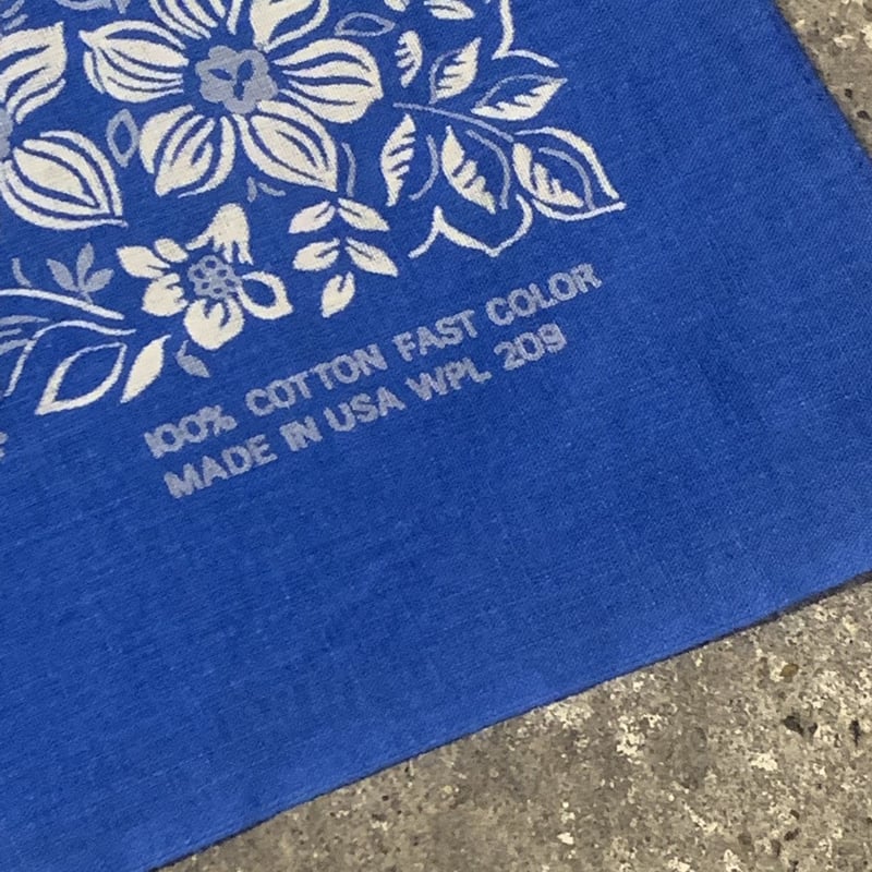 Bandana ヴィンテージバンダナ コバルトブルー USA製 フラワー