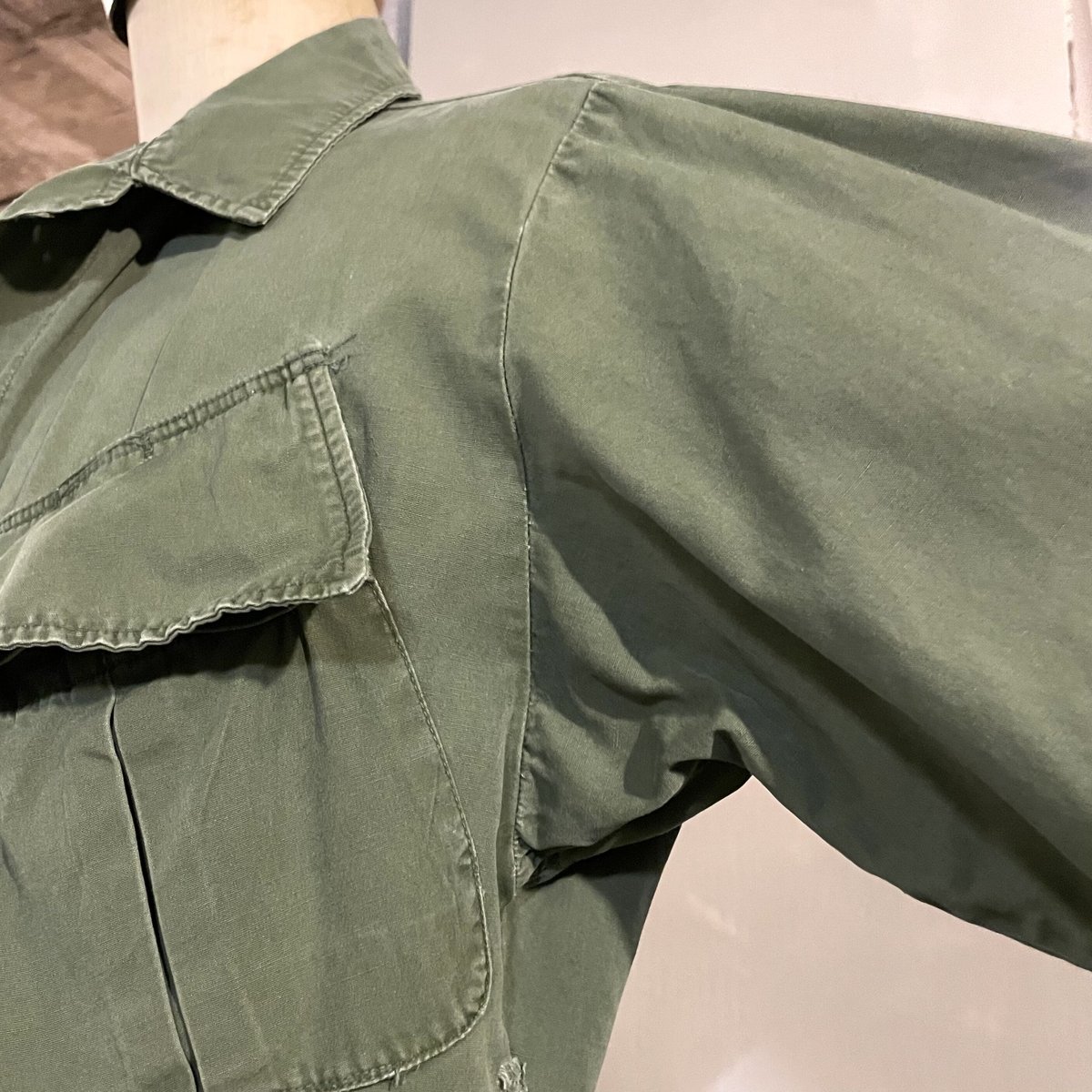 美品 60s US ARMY ジャングルファティーグ 3rd 前期 ノンリップ 60s 3rd MEDIUM-LONG ジャングルファティーグ ノンリップ