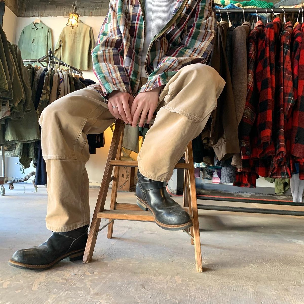 90s USA製Carhartt ベージュ ダブルニーワークパンツ 90s USA製 carharttカーハート ダブルニー ダック地 ペインター