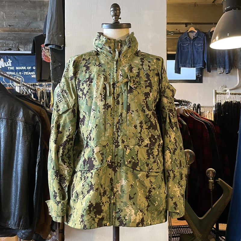 US NAVY GORE-TEX パーカー デジカモ ゴアテックスパーカー (S3495) |
