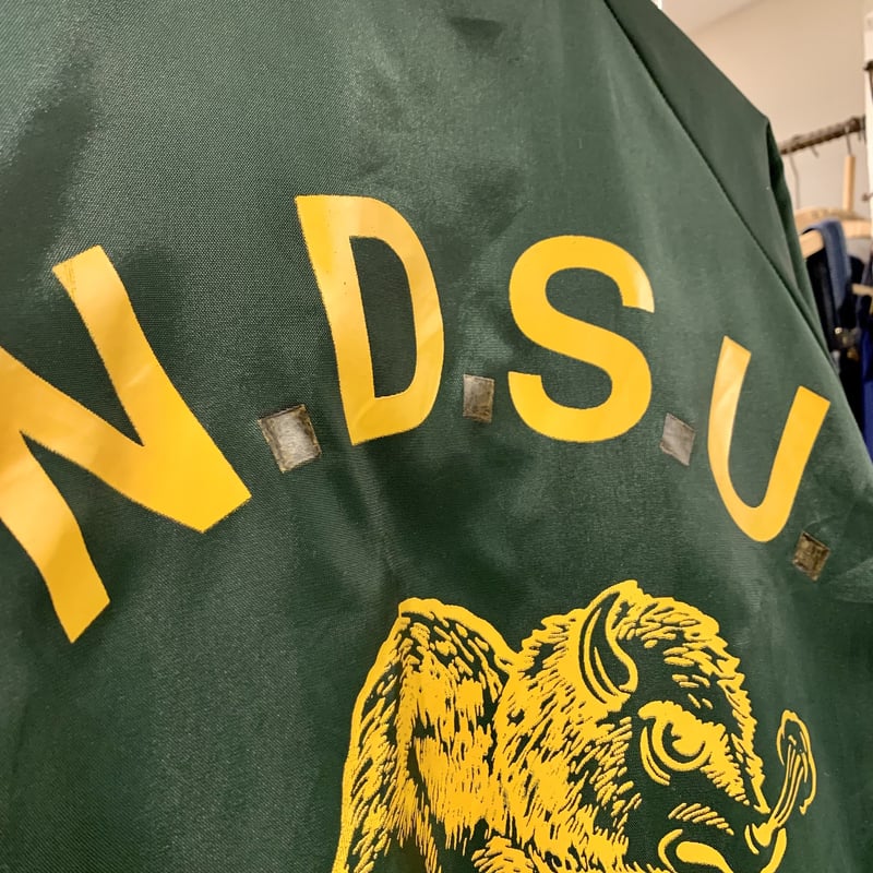 80s BUTWIN ナイロン スタジャン USA製 バックプリント (S1906) | DUFF