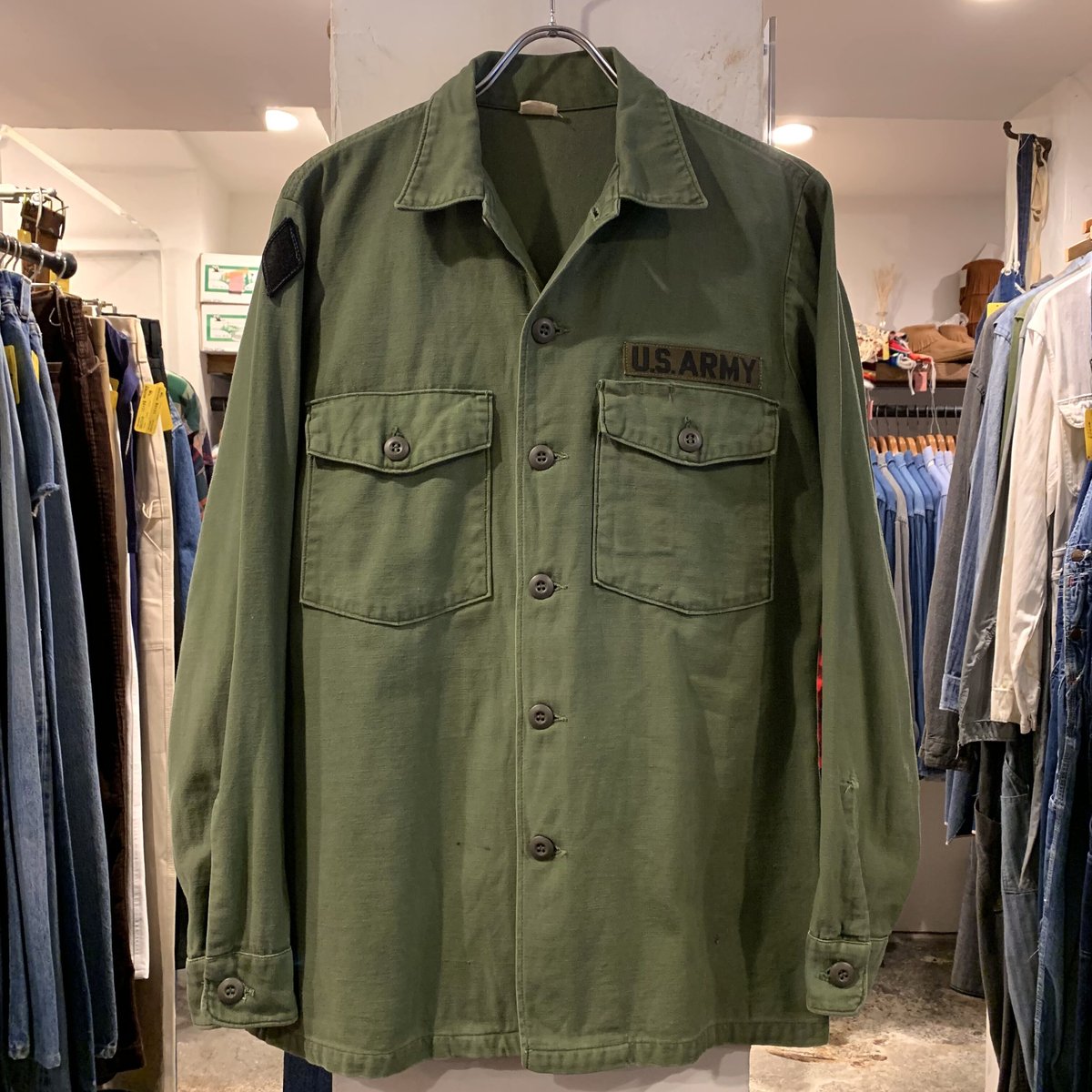 60s US ARMY ユーティリティシャツ OG 107 COTTON SATEEN SHI 60s US ARMY ユーティリティシャツ OG 107 COTTON SATEEN SHI