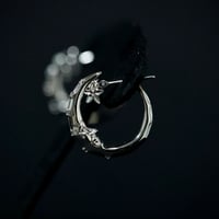 Croissant pierce K18・PT ダイヤモンド