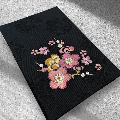🔵予約　刺繍生地　通常御朱印帳　18×12㍉　きなり和紙　24山　バンド付