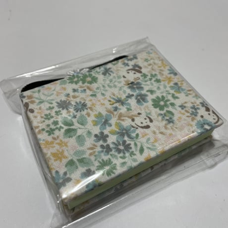 ミニ御朱印帳　縦6×横8㌢🐼🌸　白和紙またはミント和紙　24山　バンド付き