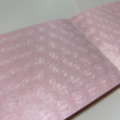 小紋麻ピンク和紙のよこっ帳🩷　【縦12×横18㌢】24 山　バンド付き