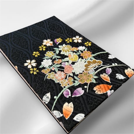 🔵予約　刺繍生地　通常御朱印帳　18×12㍉　きなり 和紙　24山　バンド付