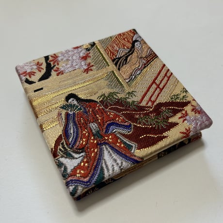 【新商品】キューブ 8×8センチ 24山 きなり和紙　バンド付き