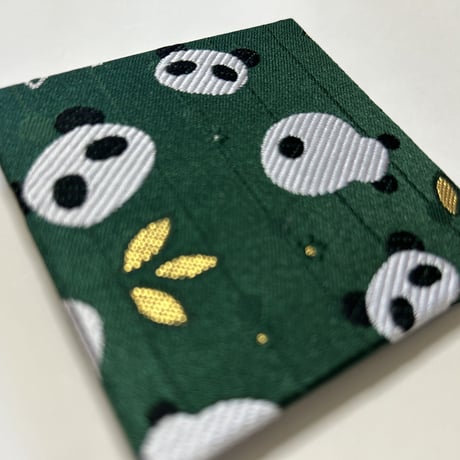 【新商品】キューブ  濃いするみどぱん🐼　8×8センチ 24山 きなり和紙　バンド付き