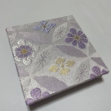 【新商品】キューブ 8×8センチ 24山 きなり和紙