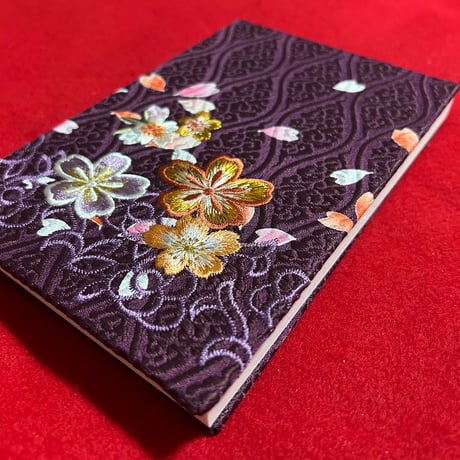 🌸予約　刺繍生地　通常御朱印帳　18×12㍉　きなり和紙　24山　 バンド付