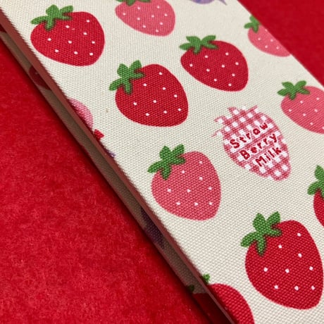 お結び帳　いちご🍓　縦18×横8センチ　24 山  きなり和紙
