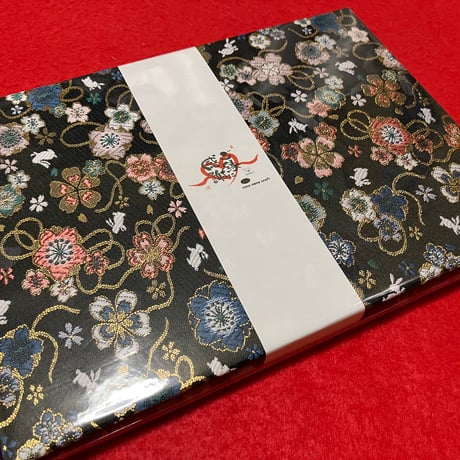 赤×チョコ紙B5見開き御朱印帳     24 山     バンド 付き