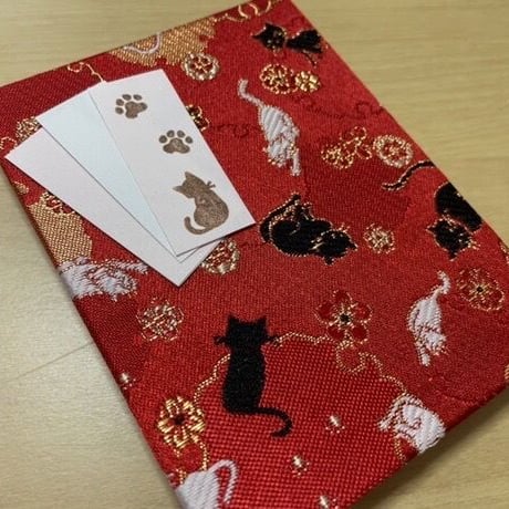 てのひら帖 ねこちゃん🐈 縦12×横9センチ　24 山   白和紙　neneバンド付