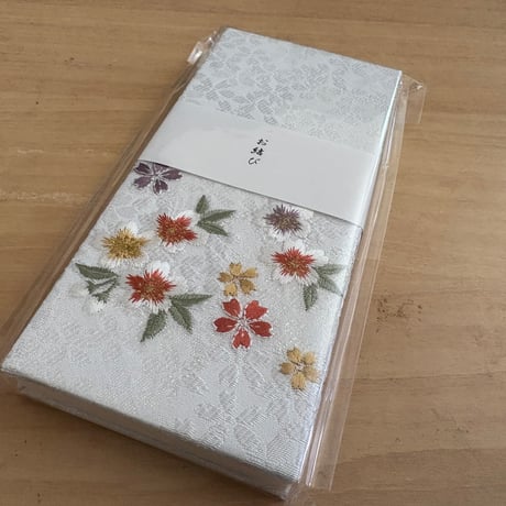 刺繍のお結び帳　縦18×横8センチ　24山