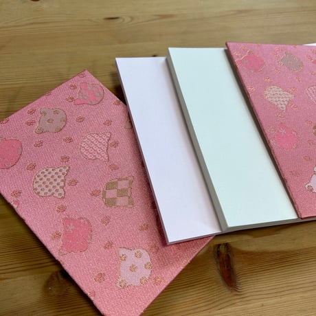通常御朱印帳（18㍉×12㍉）ピンク猫🐱　24山　バンド付き　きなり和紙またはピンク和紙または白和紙
