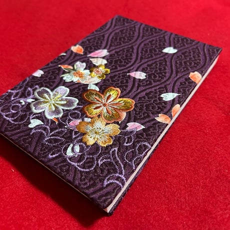 🌸予約　刺繍生地　通常御朱印帳　18×12㍉　きなり和紙　24山　 バンド付