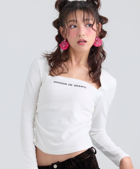 MAISON DE SHANTI グラフィティプリントトップス MAISON DE SHANTI グラフィティプリントトップス