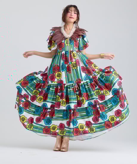 maison de Shanti スカートとTシャツ セット maison de Shanti スカートとTシャツ セット MAISON DE SHANTI