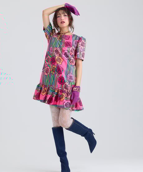 maison de Shanti スカートとTシャツ セット maison de Shanti スカートとTシャツ セット MAISON DE SHANTI