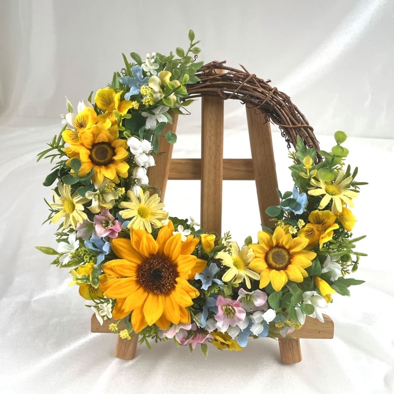 向日葵と小花達の夏リース❣️ 造花 玄関 フラワーリース 黄色リース 向日葵と小花達の夏リース 造花 玄関 フラワーリース 黄色リース
