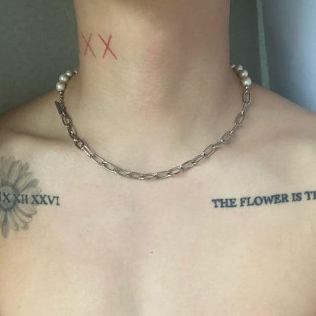 switching necklace